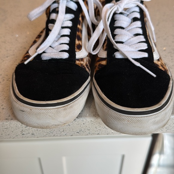 Vans Animal Print and Black Women's Sneakers. 9.5 - Picture 6 of 7